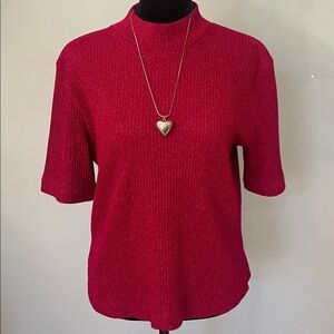 Berry color Short Sleeve sweater Top xl like new